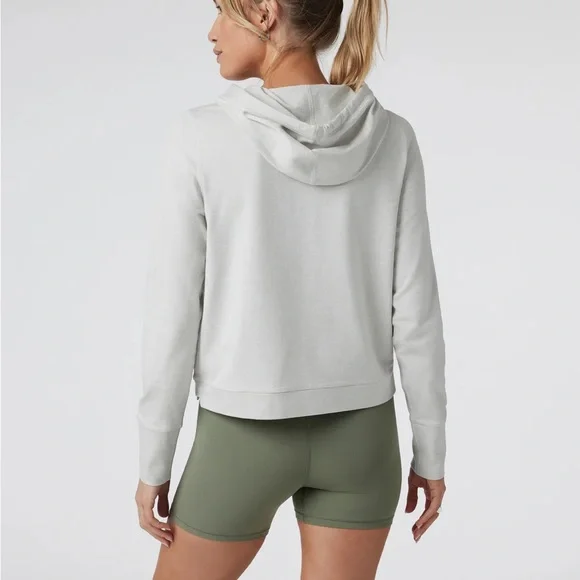 Vuori Halo Essential Hoodie Salt Heather NWT - Picture 3 of 7